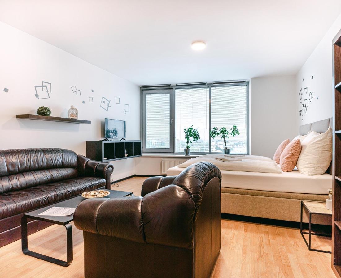 Flora Cozy Apartment Bratislava Exterior photo